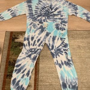 Full pajama set